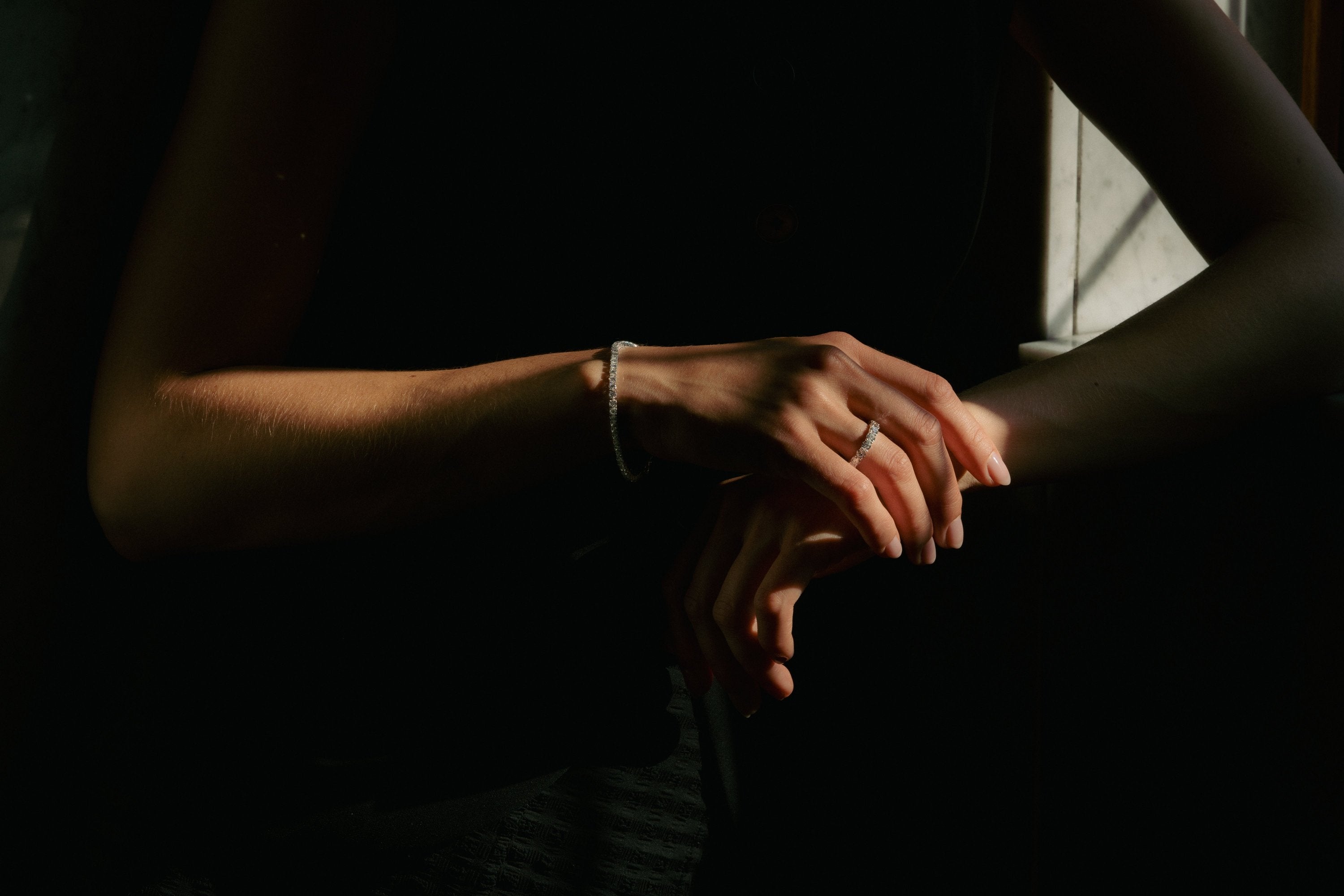 Slik rengjør du diamantringen din hjemme