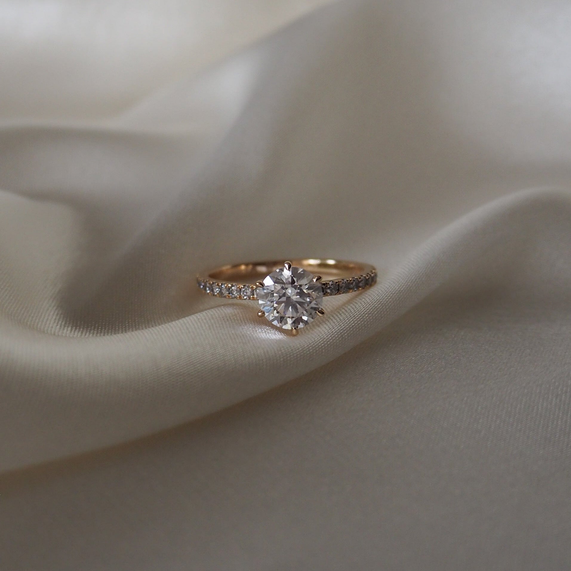 THE SIMPLE PAVÉ