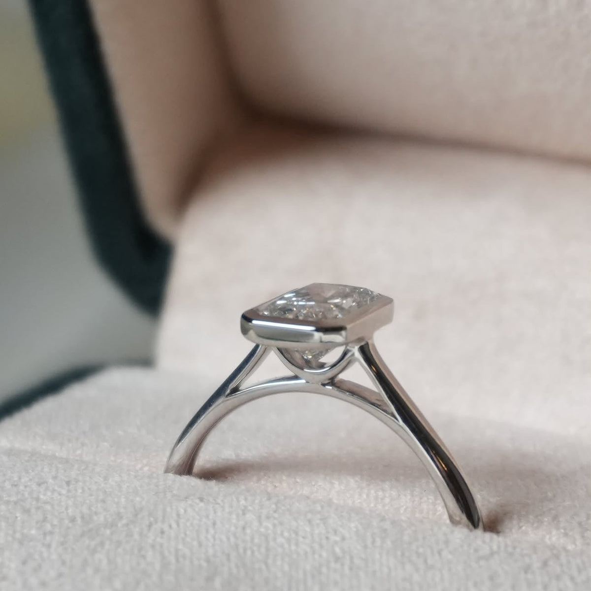 RADIANT BEZEL SOLITAIRE 1.54CT