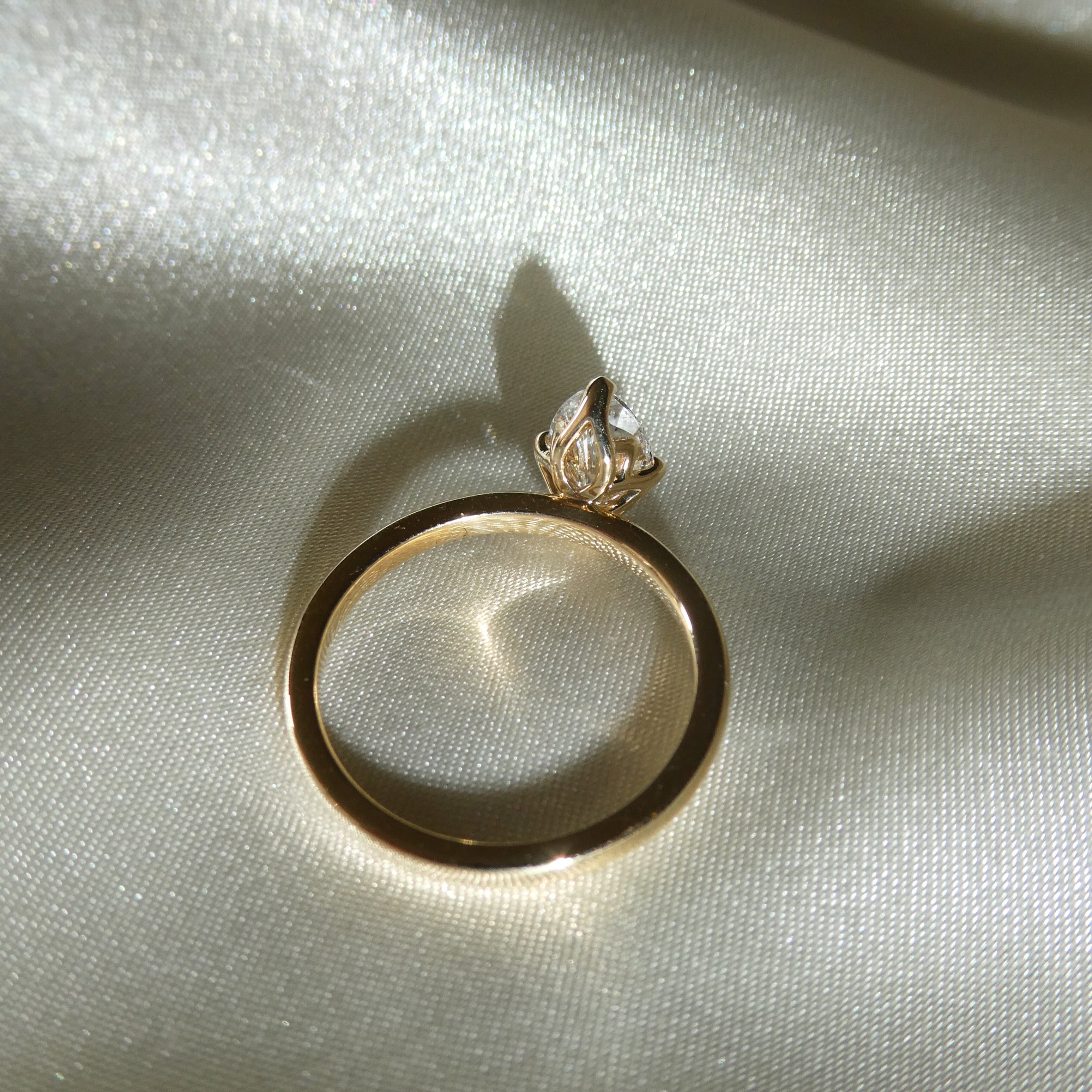 MARQUISE TULIP NORTH SOUTH SOLITAIRE