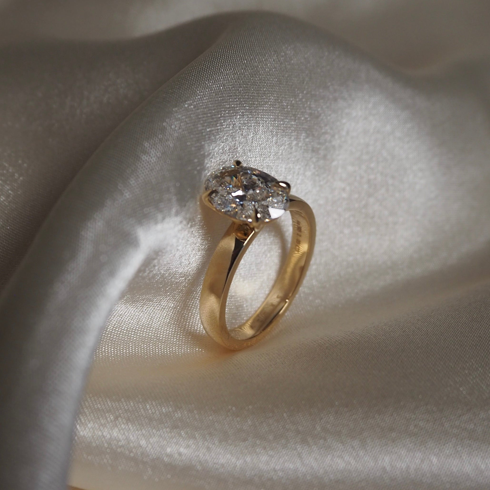 OVAL CIGAR BAND SOLITAIRE 2.03 CARAT